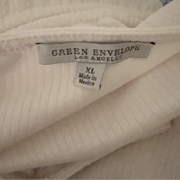 Green Envelope Cream Asymmetrical Cut Out Tank Top - Picture 3 of 4